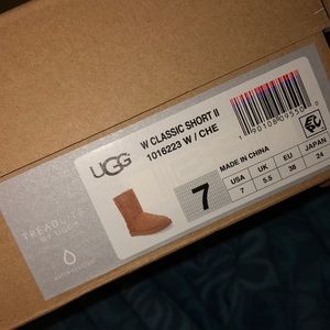 UGG Classic Short 2 Chestnut Boots